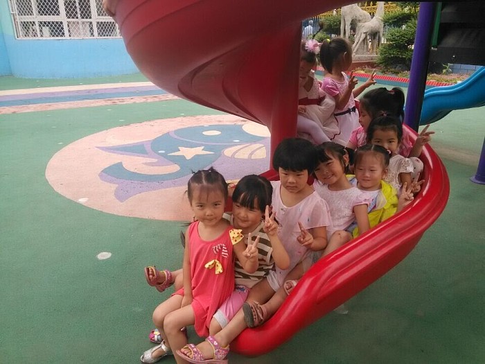 鸿鹰小三班