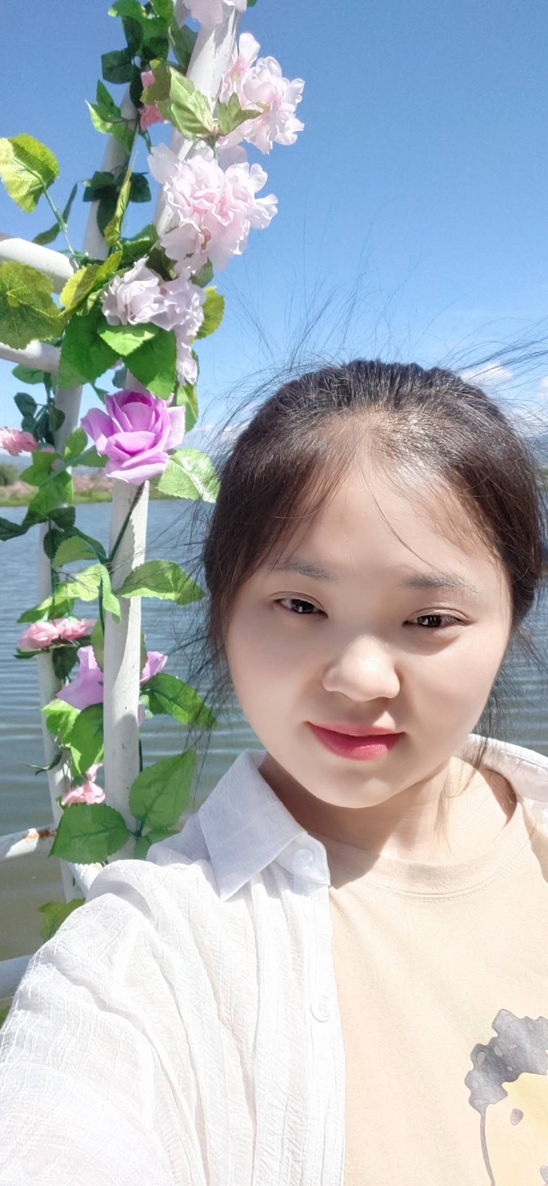 苗萌