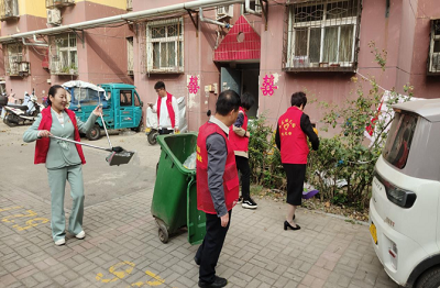 平东幼儿园与鸿鹰街道办事处开展结对共建暨党员志愿者活动